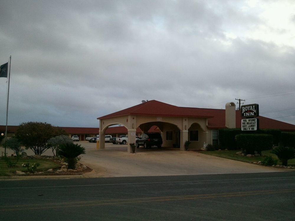Royal Inn Pearsall ภายนอก รูปภาพ