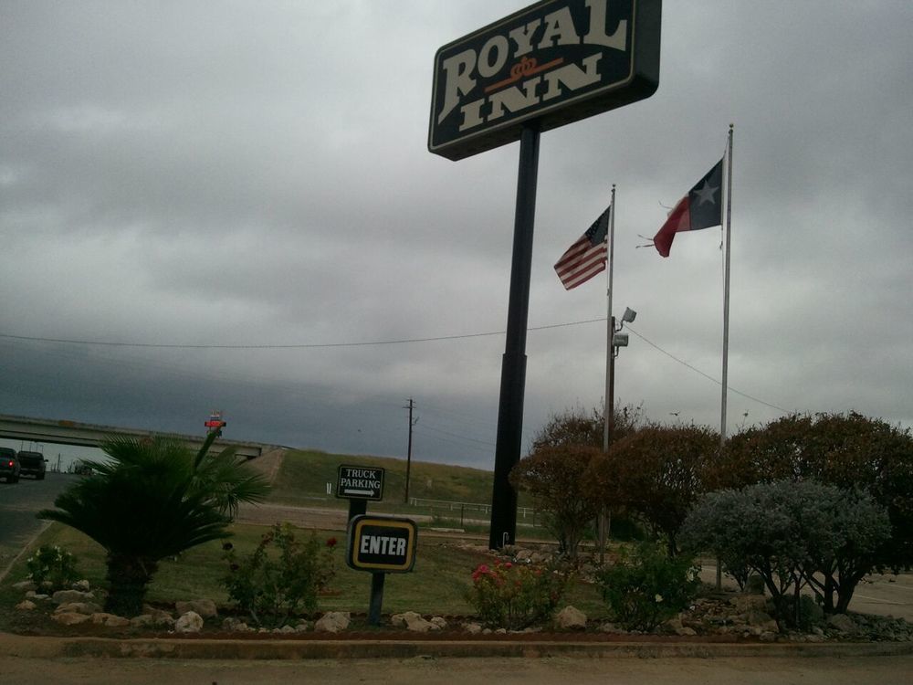 Royal Inn Pearsall ภายนอก รูปภาพ